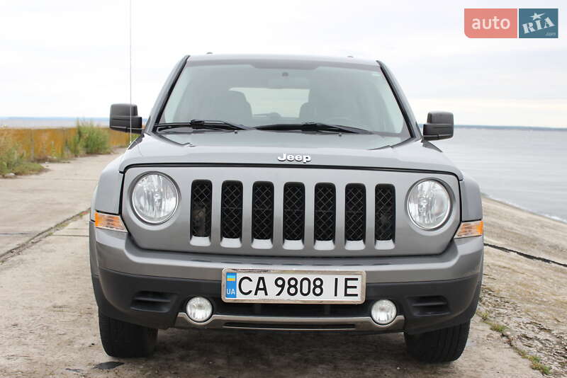 Внедорожник / Кроссовер Jeep Patriot 2011 в Каневе