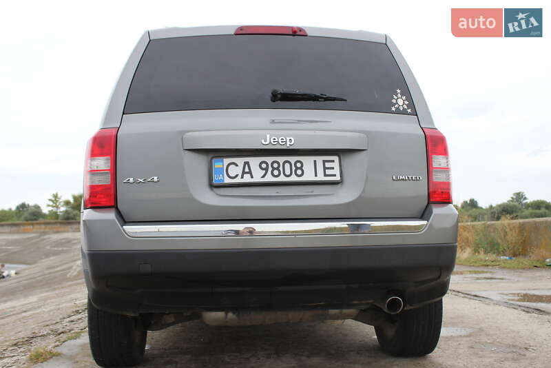 Внедорожник / Кроссовер Jeep Patriot 2011 в Каневе