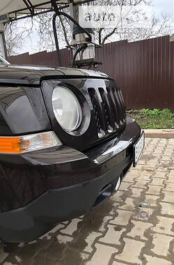 Внедорожник / Кроссовер Jeep Patriot 2014 в Хмельницком