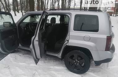 Внедорожник / Кроссовер Jeep Patriot 2015 в Львове