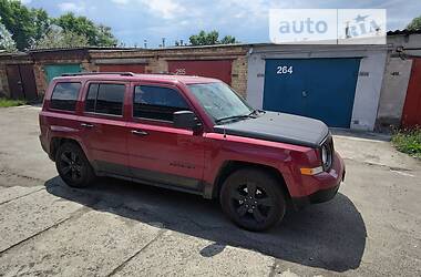 Позашляховик / Кросовер Jeep Patriot 2014 в Києві