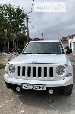 Внедорожник / Кроссовер Jeep Patriot 2016 в Киеве