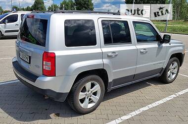 Позашляховик / Кросовер Jeep Patriot 2013 в Києві