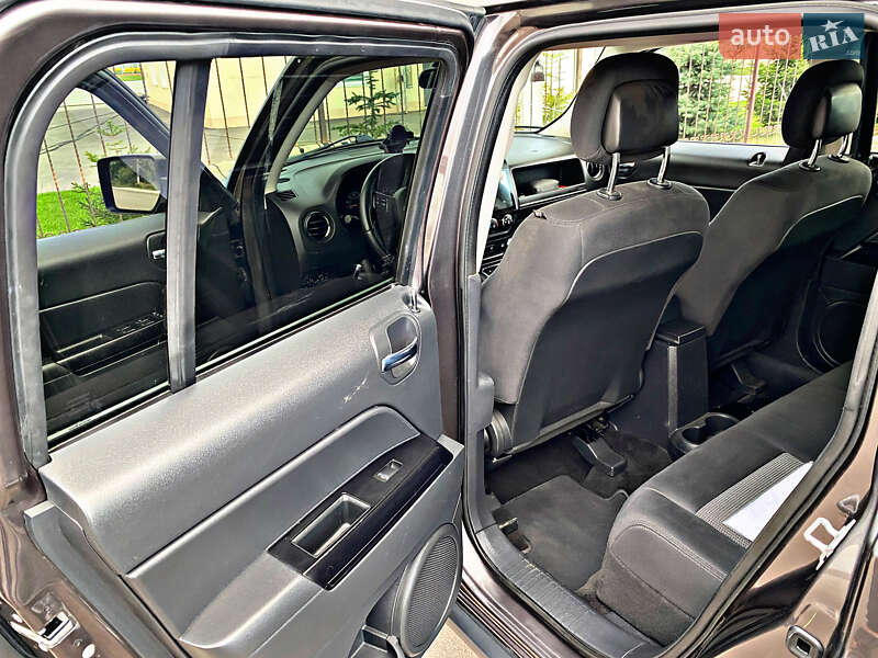 Позашляховик / Кросовер Jeep Patriot 2014 в Сумах