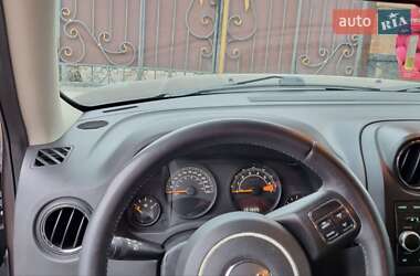 Внедорожник / Кроссовер Jeep Patriot 2015 в Кропивницком