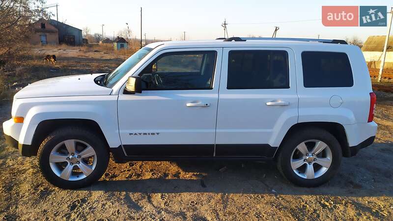 Позашляховик / Кросовер Jeep Patriot 2014 в Охтирці фото 4 Позашляховик / Кросовер Jeep Patriot 2014 в Охтирці
