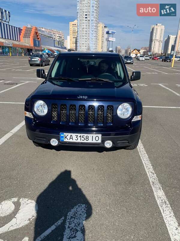 Позашляховик / Кросовер Jeep Patriot 2016 в Києві