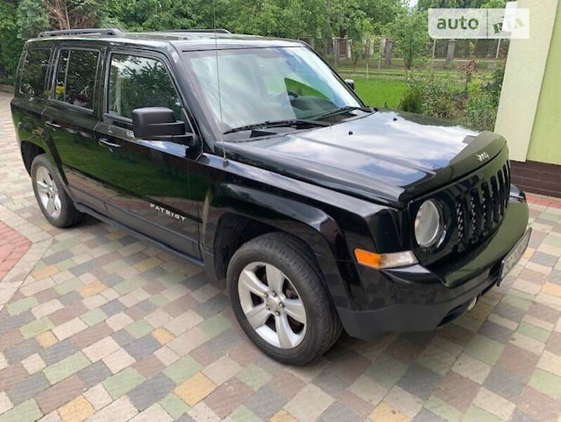 Внедорожник / Кроссовер Jeep Patriot 2015 в Львове