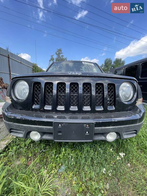 Позашляховик / Кросовер Jeep Patriot 2014 в Львові