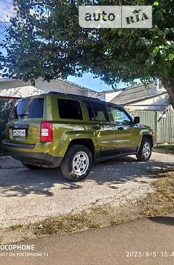 Позашляховик / Кросовер Jeep Patriot 2012 в Житомирі