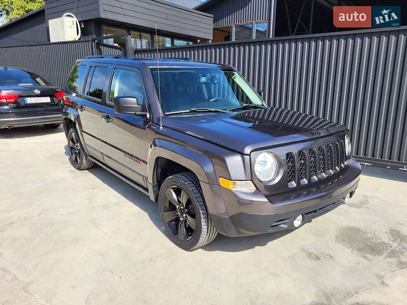 Позашляховик / Кросовер Jeep Patriot 2015 в Чернівцях