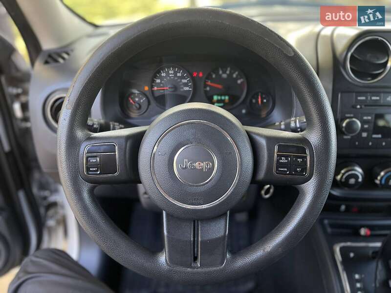 Позашляховик / Кросовер Jeep Patriot 2011 в Калуші