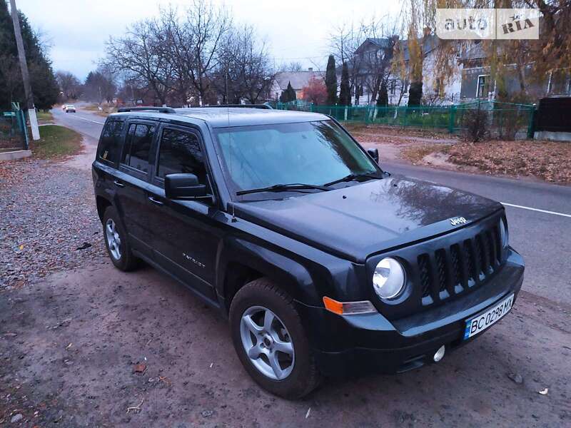 Внедорожник / Кроссовер Jeep Patriot 2014 в Червонограде