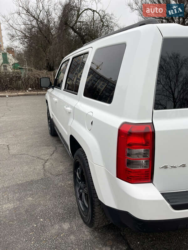 Позашляховик / Кросовер Jeep Patriot 2014 в Чернігові