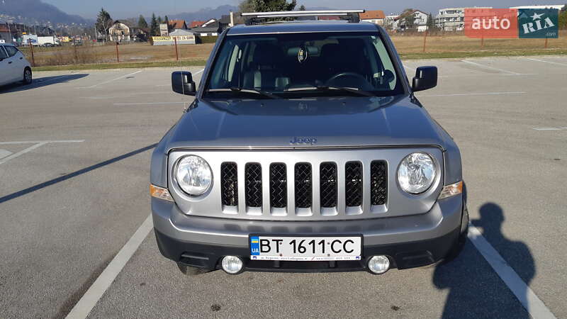 Внедорожник / Кроссовер Jeep Patriot 2015 в Херсоне