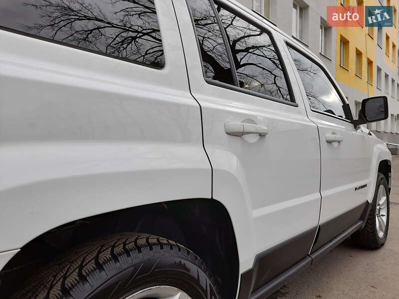 Позашляховик / Кросовер Jeep Patriot 2013 в Дніпрі