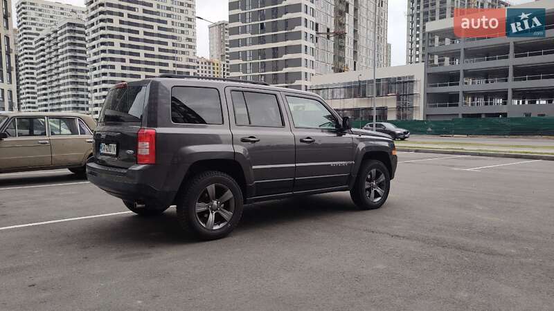 Внедорожник / Кроссовер Jeep Patriot 2015 в Киеве