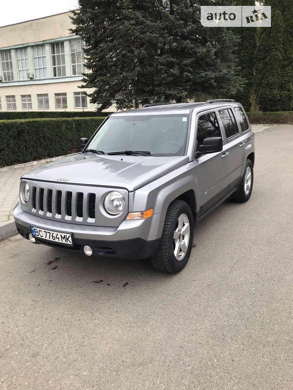 Позашляховик / Кросовер Jeep Patriot 2015 в Львові