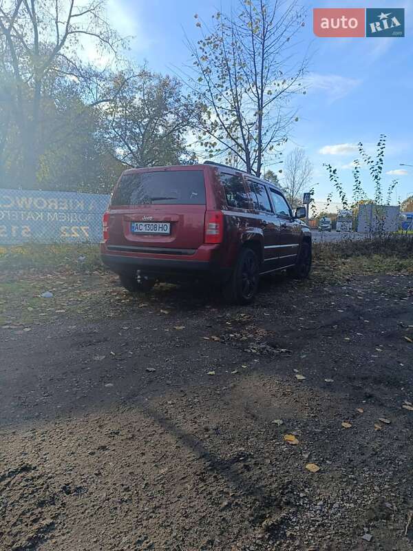 Внедорожник / Кроссовер Jeep Patriot 2016 в Львове