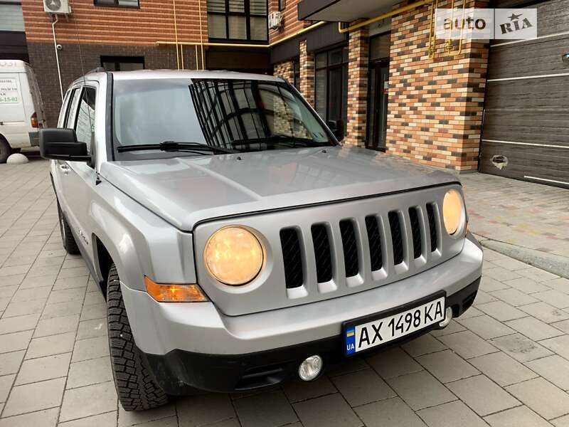 Позашляховик / Кросовер Jeep Patriot 2013 в Калуші