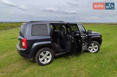 Позашляховик / Кросовер Jeep Patriot 2014 в Острозі