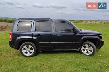 Внедорожник / Кроссовер Jeep Patriot 2014 в Остроге