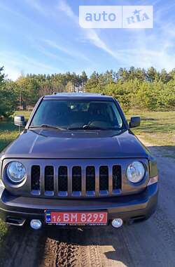 Позашляховик / Кросовер Jeep Patriot 2015 в Житомирі