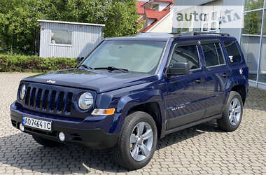 Позашляховик / Кросовер Jeep Patriot 2015 в Ужгороді