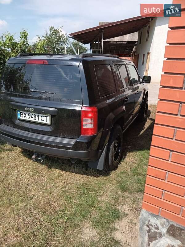 Позашляховик / Кросовер Jeep Patriot 2016 в Красилові