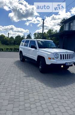 Позашляховик / Кросовер Jeep Patriot 2015 в Рокитному