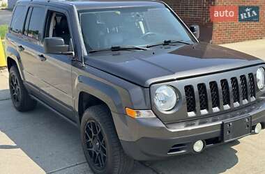 Позашляховик / Кросовер Jeep Patriot 2015 в 
