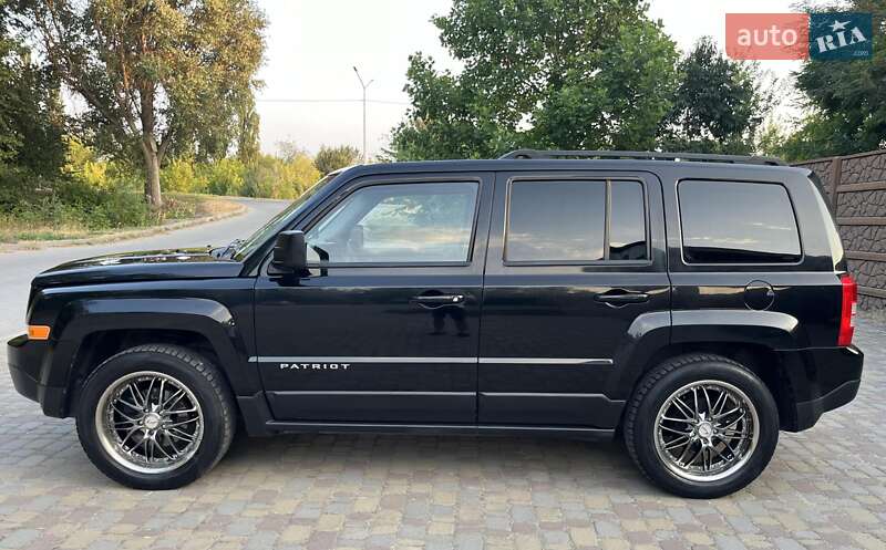 Позашляховик / Кросовер Jeep Patriot 2014 в Запоріжжі