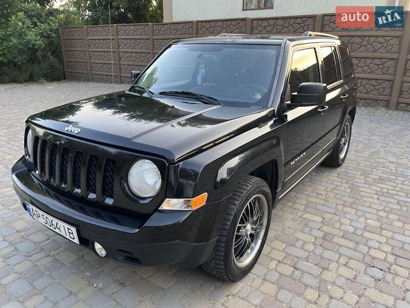 Позашляховик / Кросовер Jeep Patriot 2014 в Запоріжжі