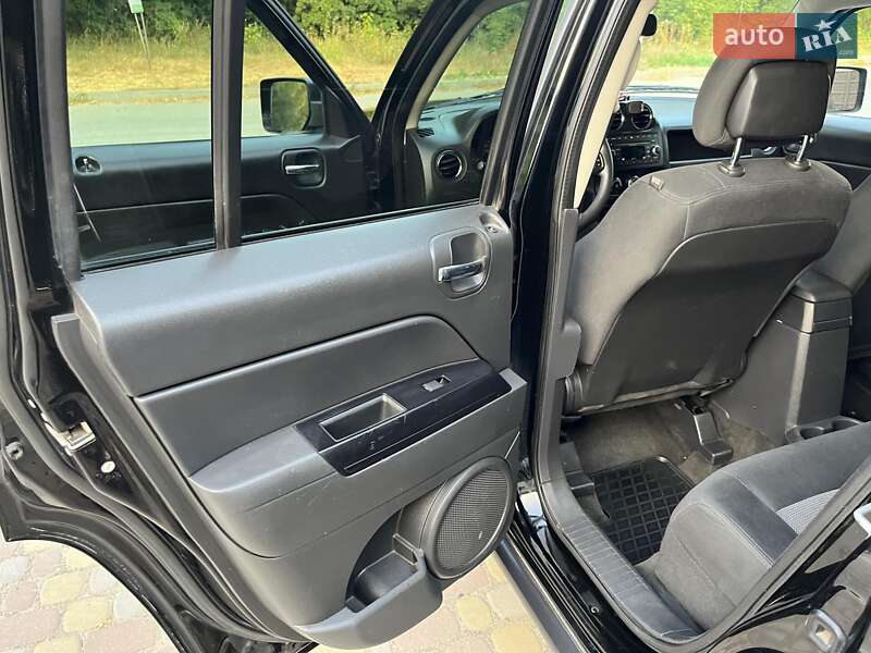 Позашляховик / Кросовер Jeep Patriot 2014 в Запоріжжі