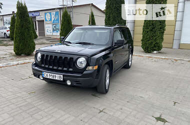 Позашляховик / Кросовер Jeep Patriot 2016 в Умані