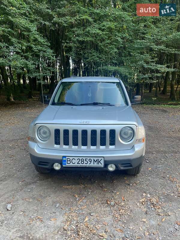 Позашляховик / Кросовер Jeep Patriot 2011 в Львові