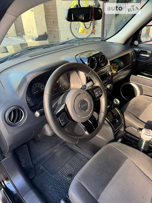Внедорожник / Кроссовер Jeep Patriot 2016 в Самборе