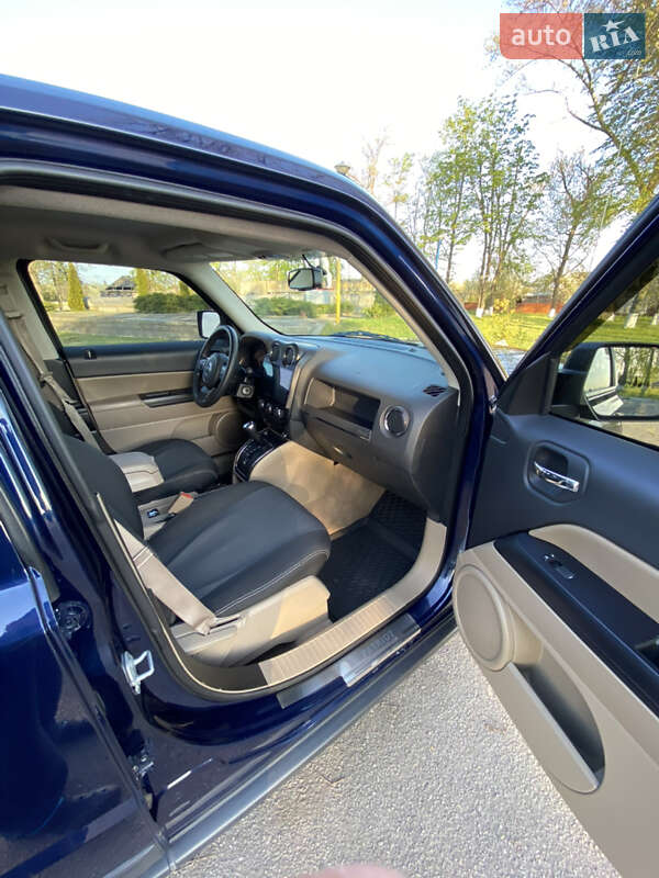 Позашляховик / Кросовер Jeep Patriot 2016 в Черкасах