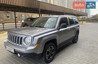 Позашляховик / Кросовер Jeep Patriot 2015 в Одесі