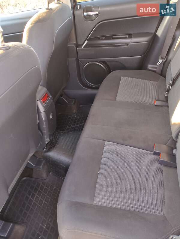 Позашляховик / Кросовер Jeep Patriot 2015 в Львові