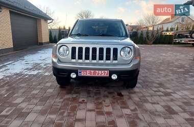 Внедорожник / Кроссовер Jeep Patriot 2016 в Луцке