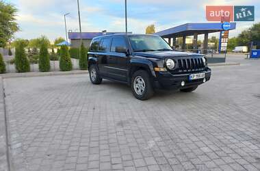 Внедорожник / Кроссовер Jeep Patriot 2015 в Запорожье