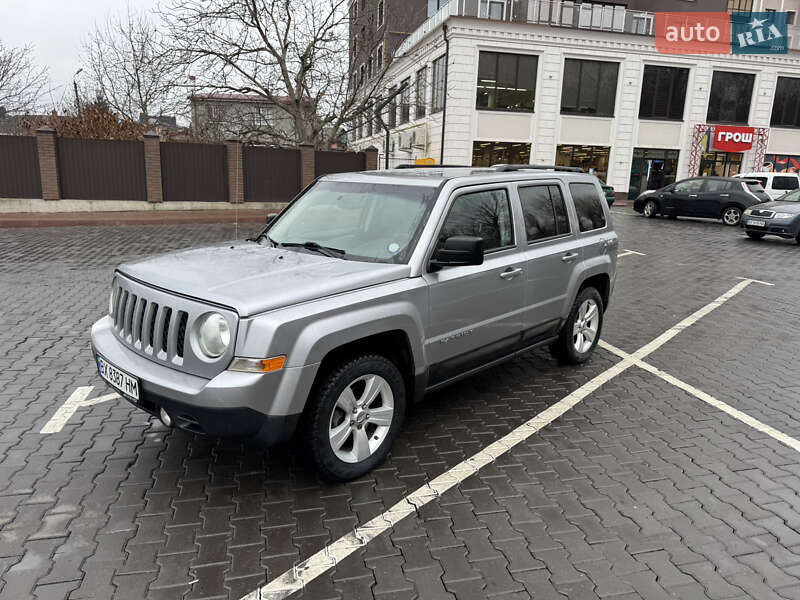Внедорожник / Кроссовер Jeep Patriot 2015 в 