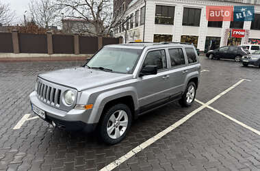 Внедорожник / Кроссовер Jeep Patriot 2015 в 