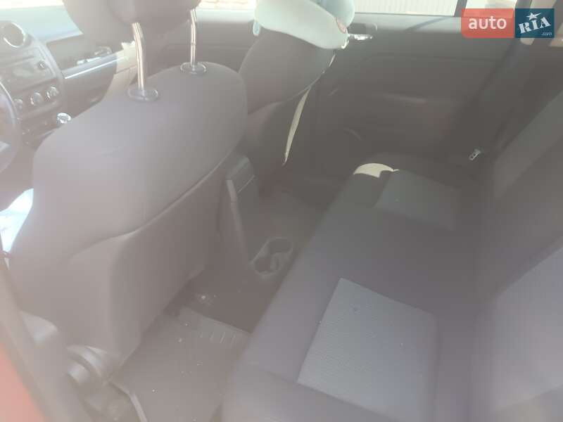 Позашляховик / Кросовер Jeep Patriot 2010 в Києві