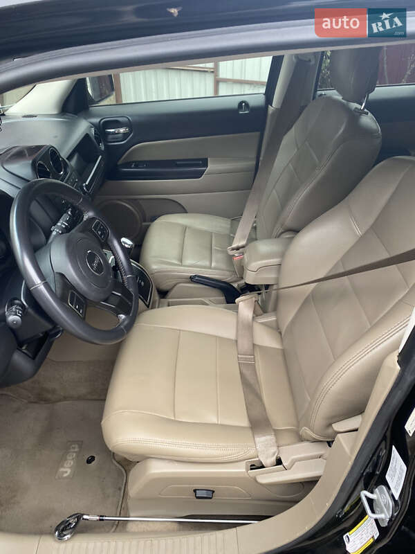 Позашляховик / Кросовер Jeep Patriot 2013 в Житомирі