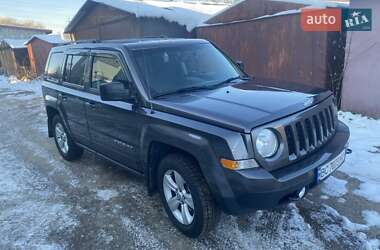 Позашляховик / Кросовер Jeep Patriot 2016 в Львові