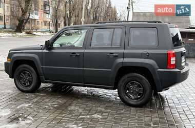 Позашляховик / Кросовер Jeep Patriot 2010 в Кам'янському