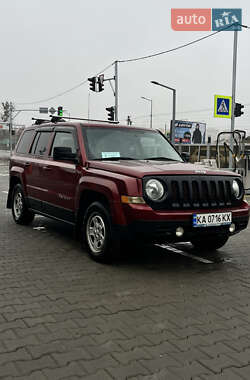 Позашляховик / Кросовер Jeep Patriot 2013 в Києві