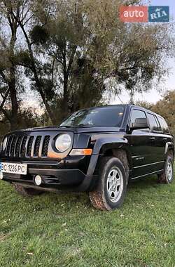 Внедорожник / Кроссовер Jeep Patriot 2013 в Луцке